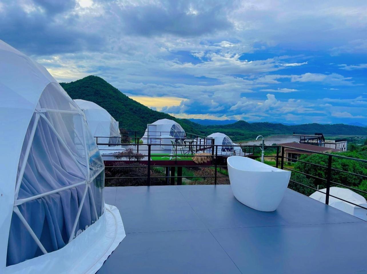 สกายเบย์ เชียงคาน Hotel Pha Baen Kültér fotó